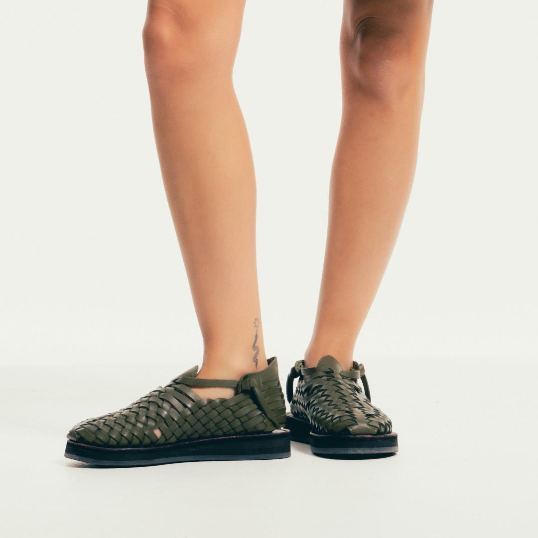 Sandalia artesanal mujer, piel certificada y memory foam  Kwara Michoacán